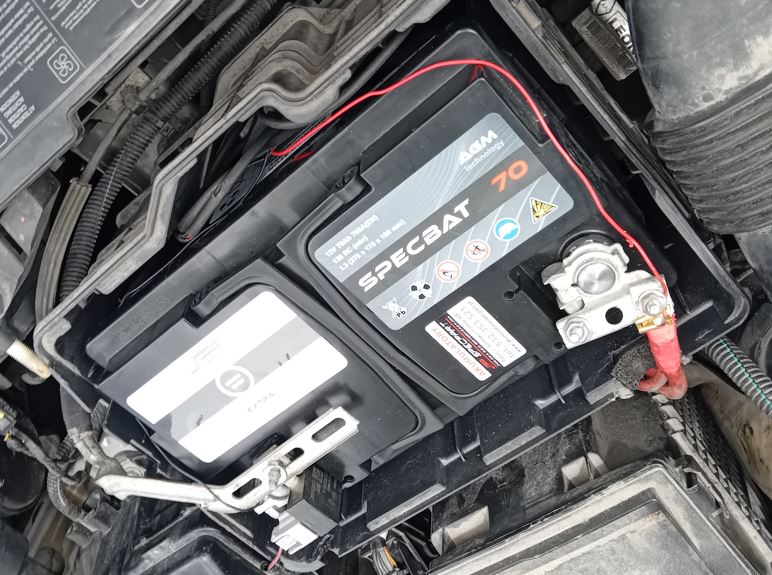 Akumulator zamontowany w Renault Clio 4 2014 1.5 CDI diesel start-stop